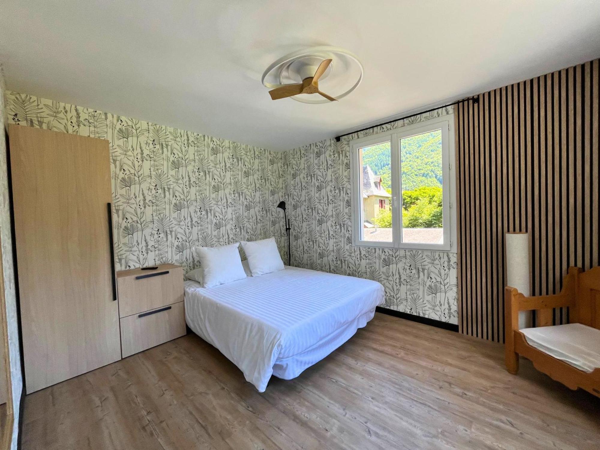 Hotel La Rencluse Saint-Mamet Exteriör bild